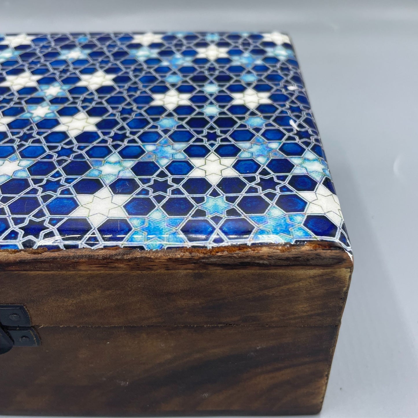 Grande boîte en céramique émaillée - 20 x 15 x 7,5 cm - Étoiles bleues