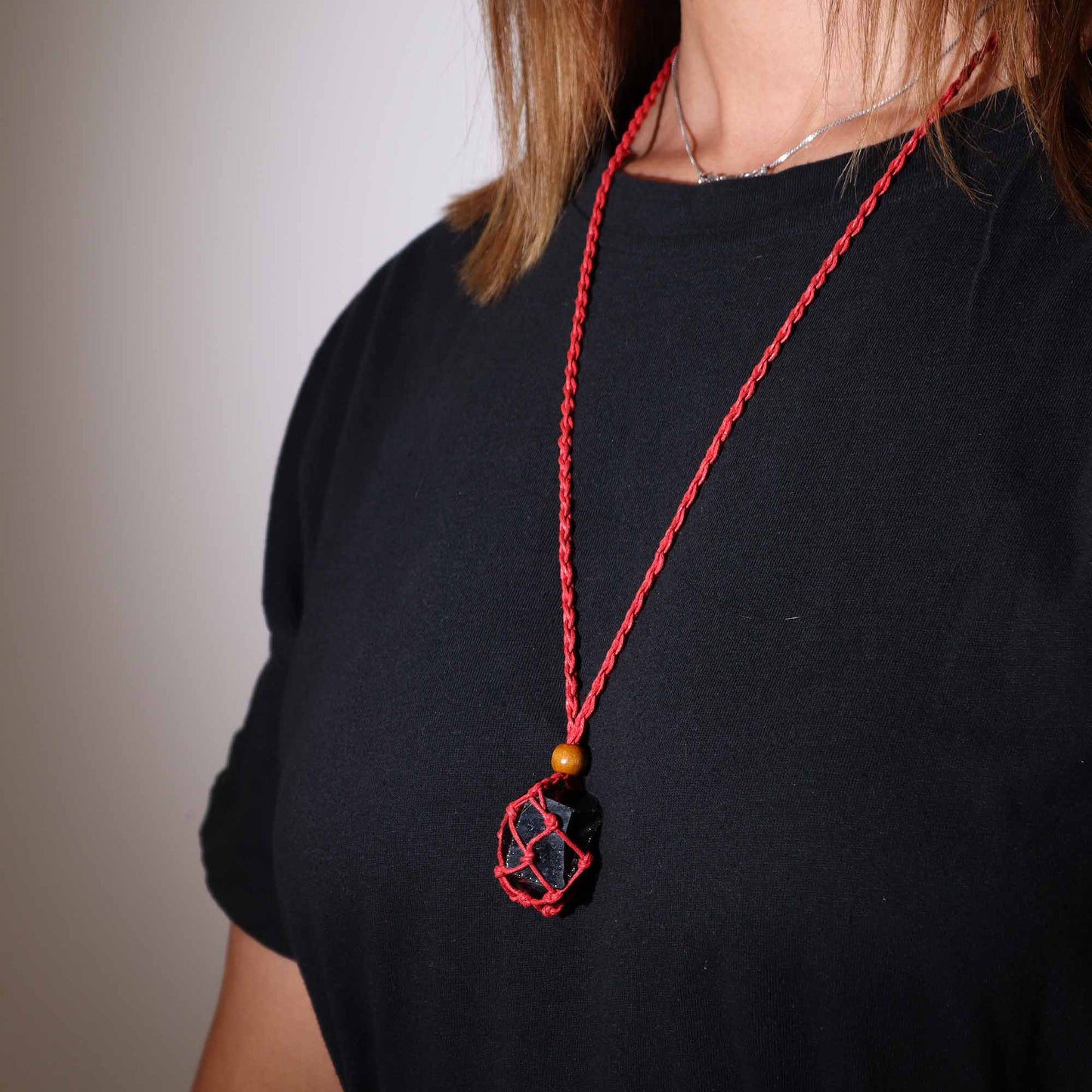Collier en pierres précieuses cordons 45 cm - Rouge
