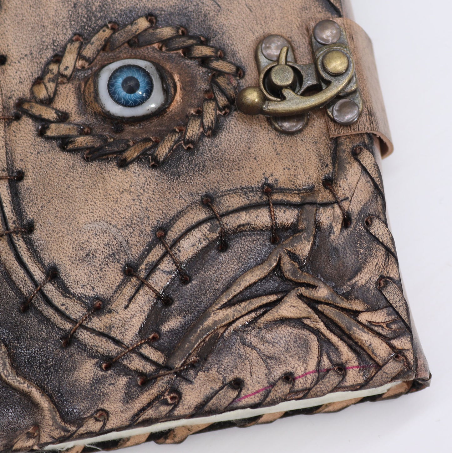 Carnet marron Evil Eye