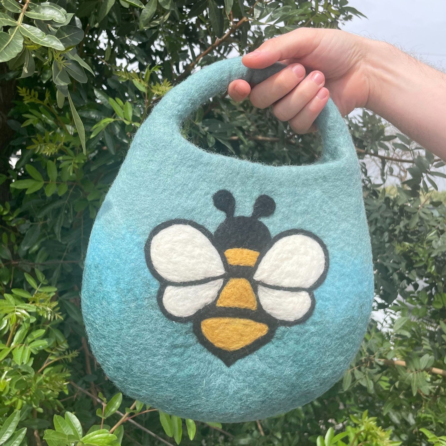 Sac abeille en feutre - Une anse avec aimant - Bleu et vert