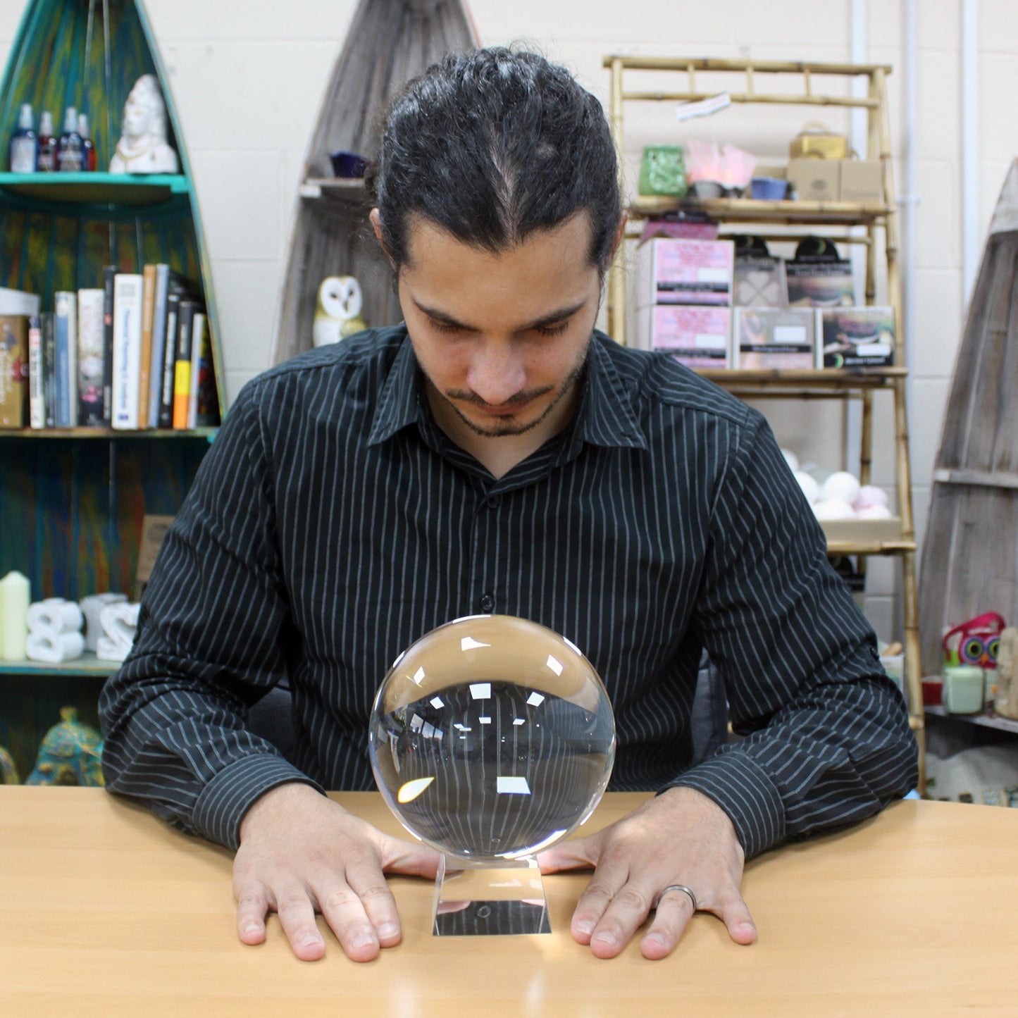 Boule de cristal avec support 150 mm