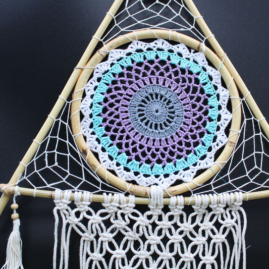 Attrape-rêves - Grande pyramide en macramé blanc/turquoise