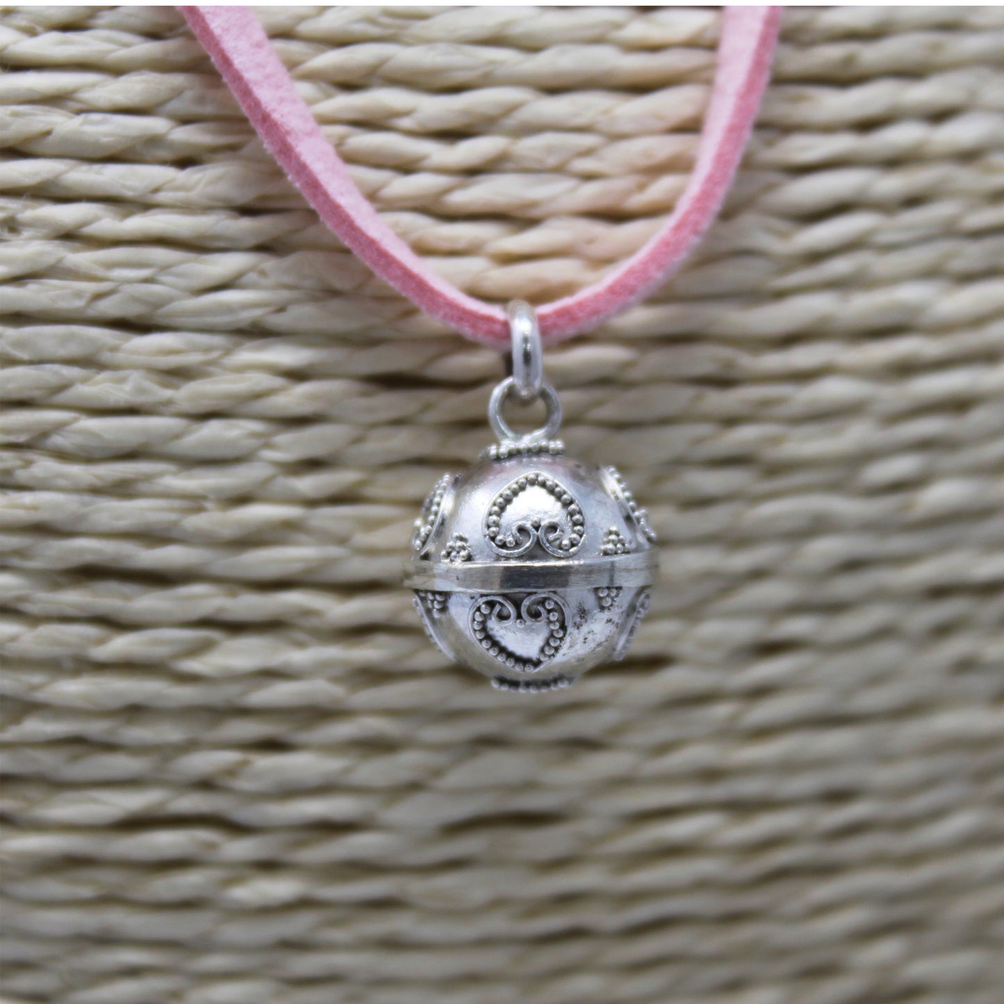 Cloche d'ange en argent - Amour - 12 mm