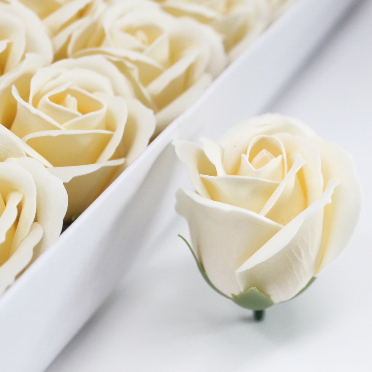 Fleur artisanale déco moyenne - Ivoire