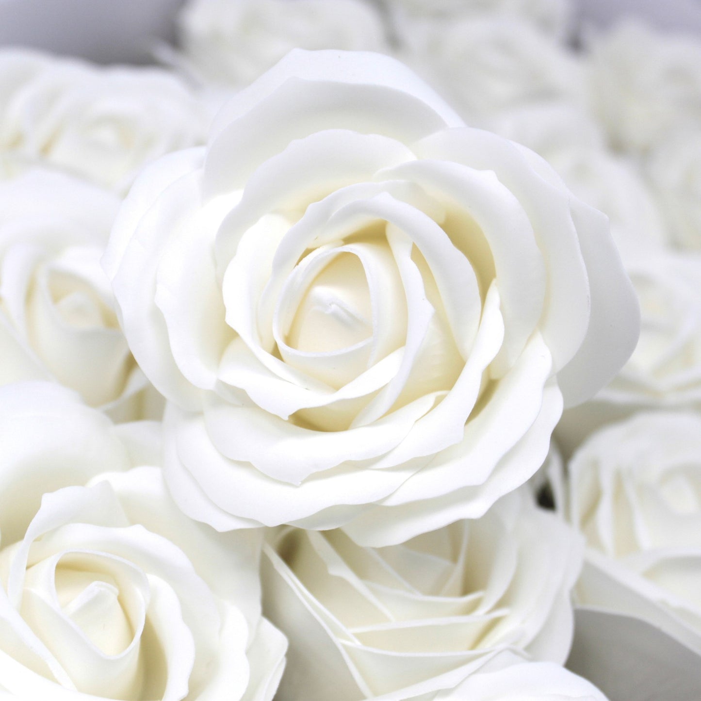 Grande fleur artisanale décorative - blanche
