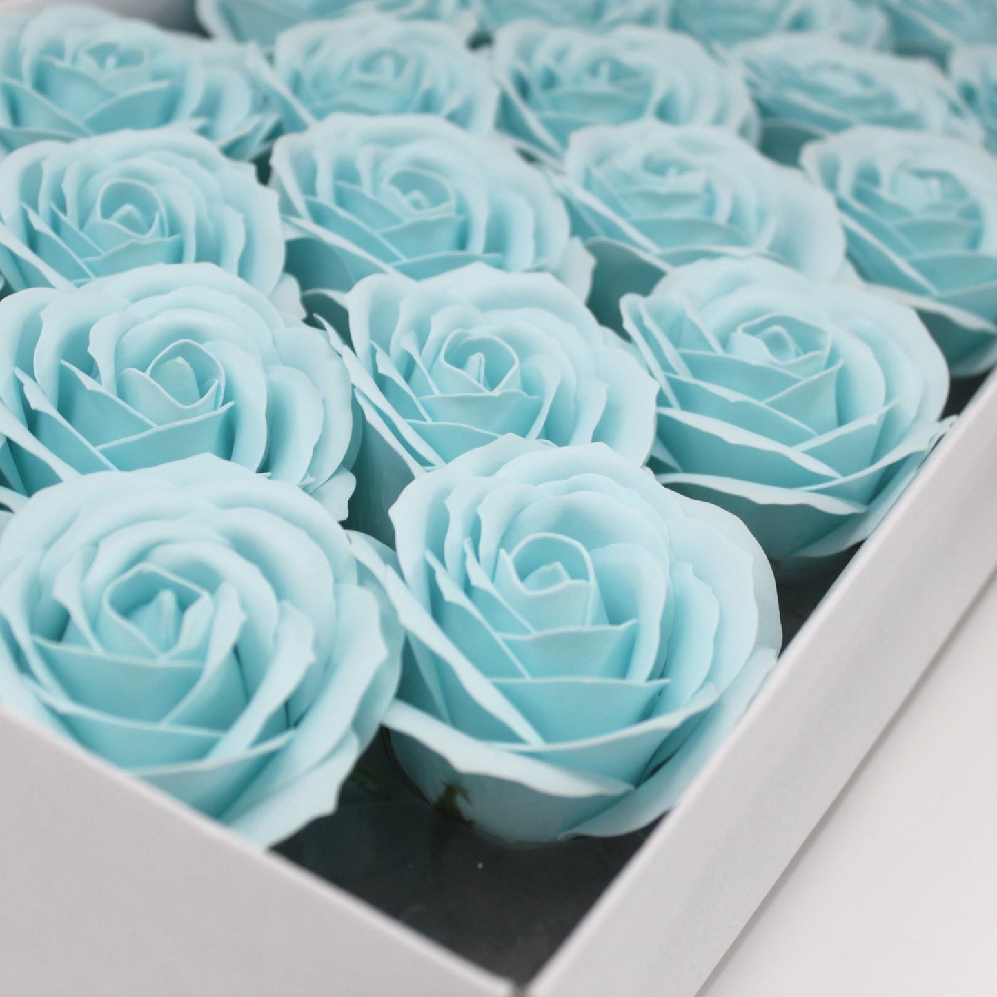 Grande fleur décorative artisanale - Bleu bébé