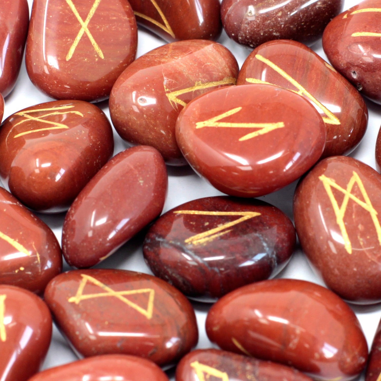 Ensemble de runes indiennes en sachets - Jaspe rouge