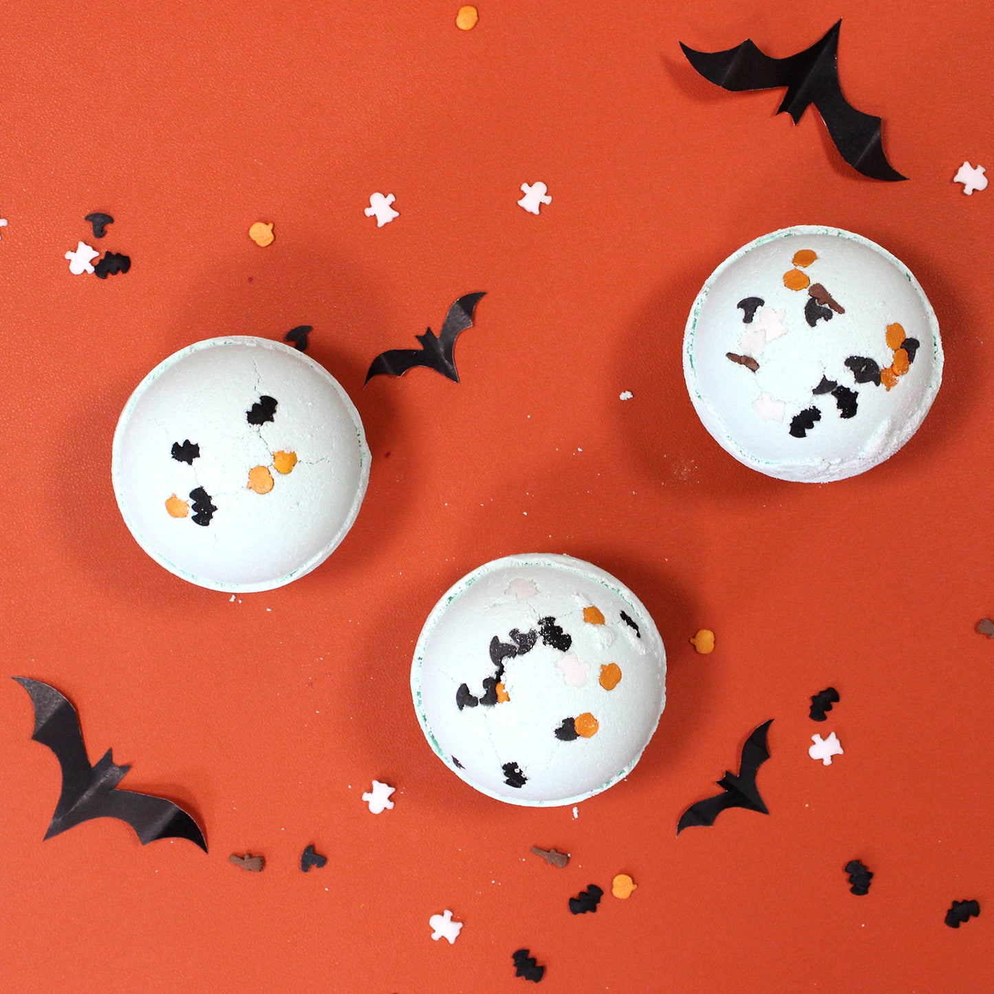 Bombe de bain d'Halloween à la noix de coco et au citron vert