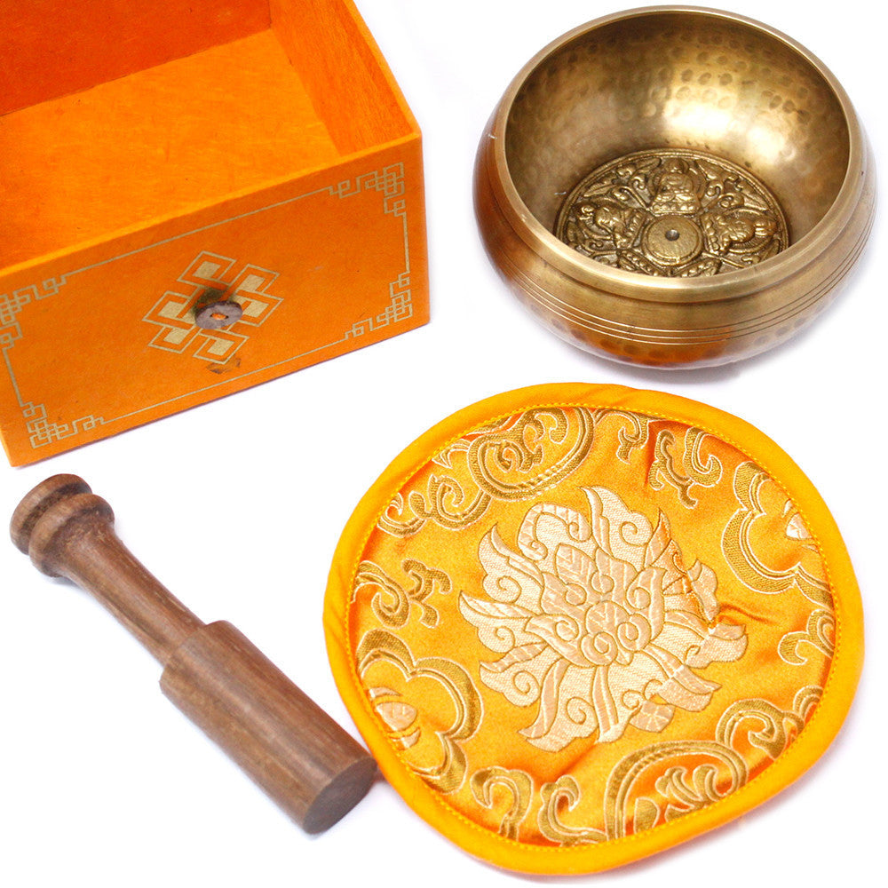 Ensemble de bols chantants tibétains - Cinq Bouddhas 10 cm (min 400 g)
