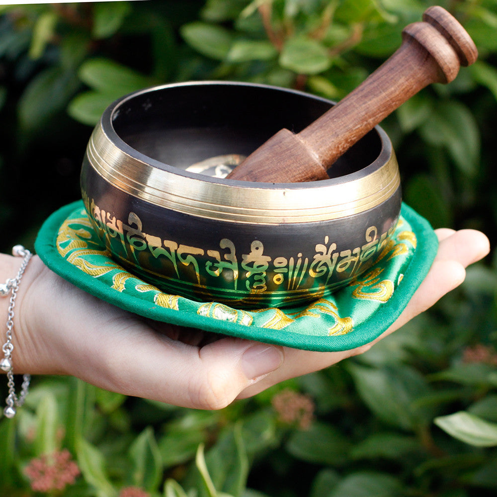 Ensemble de bols chantants tibétains - Tara verte 10 cm (min 400 g)