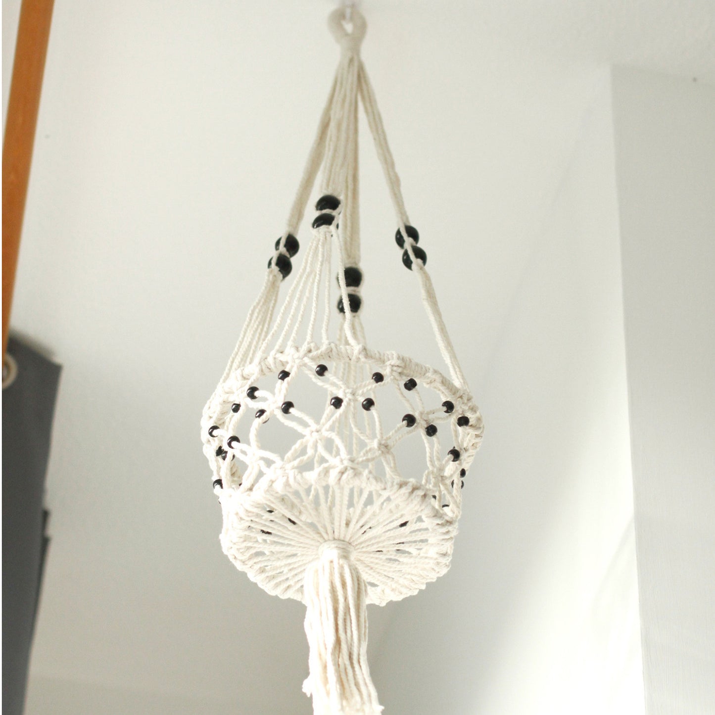 Jardinière en macramé - Grande avec perles