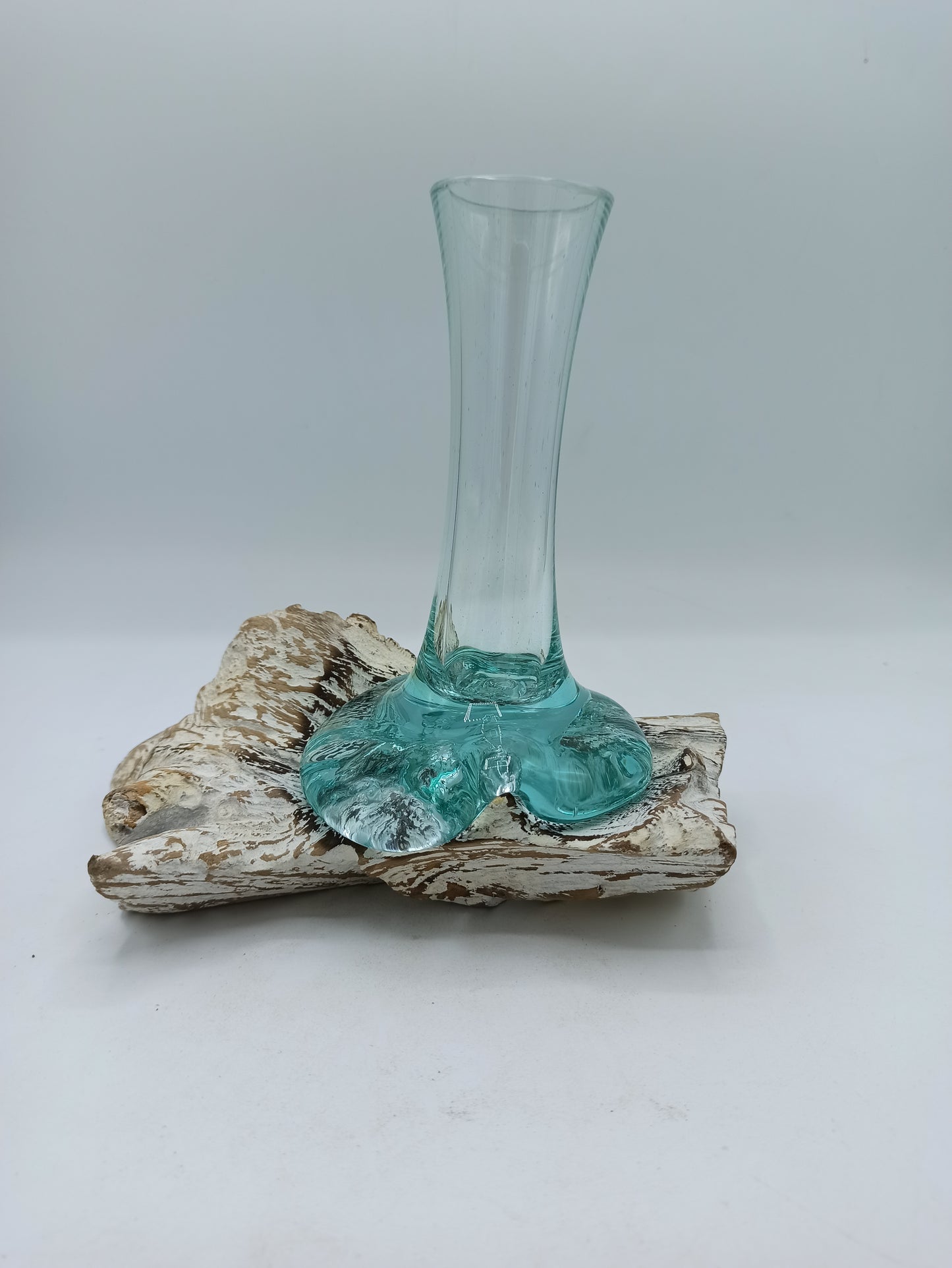Vase en verre fusionné sur bois blanchi - Petit