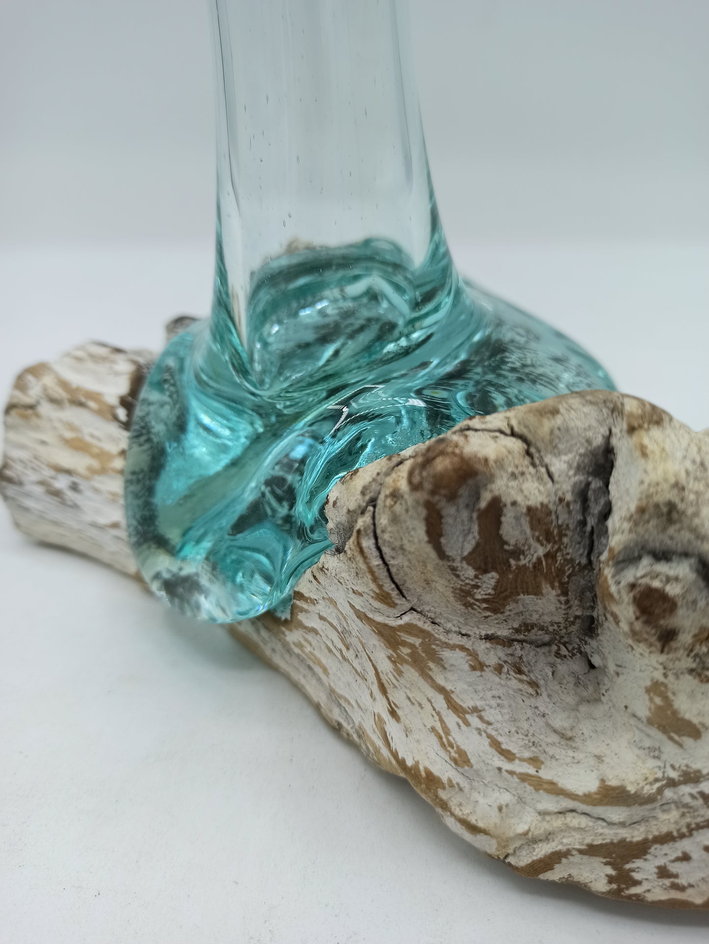 Vase en verre fusionné sur bois blanchi - Petit