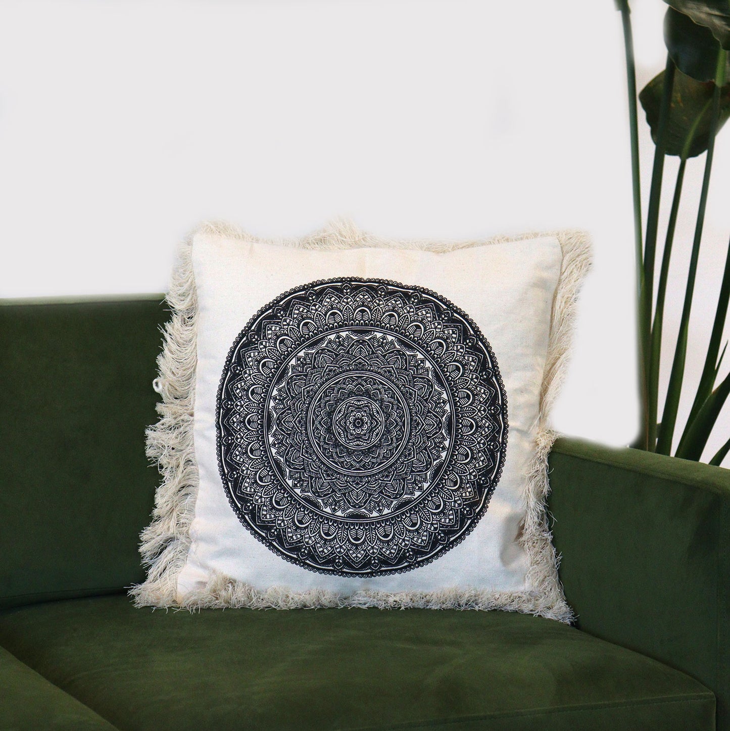 Coussin Mandala Traditionnel - 45x45cm - Noir