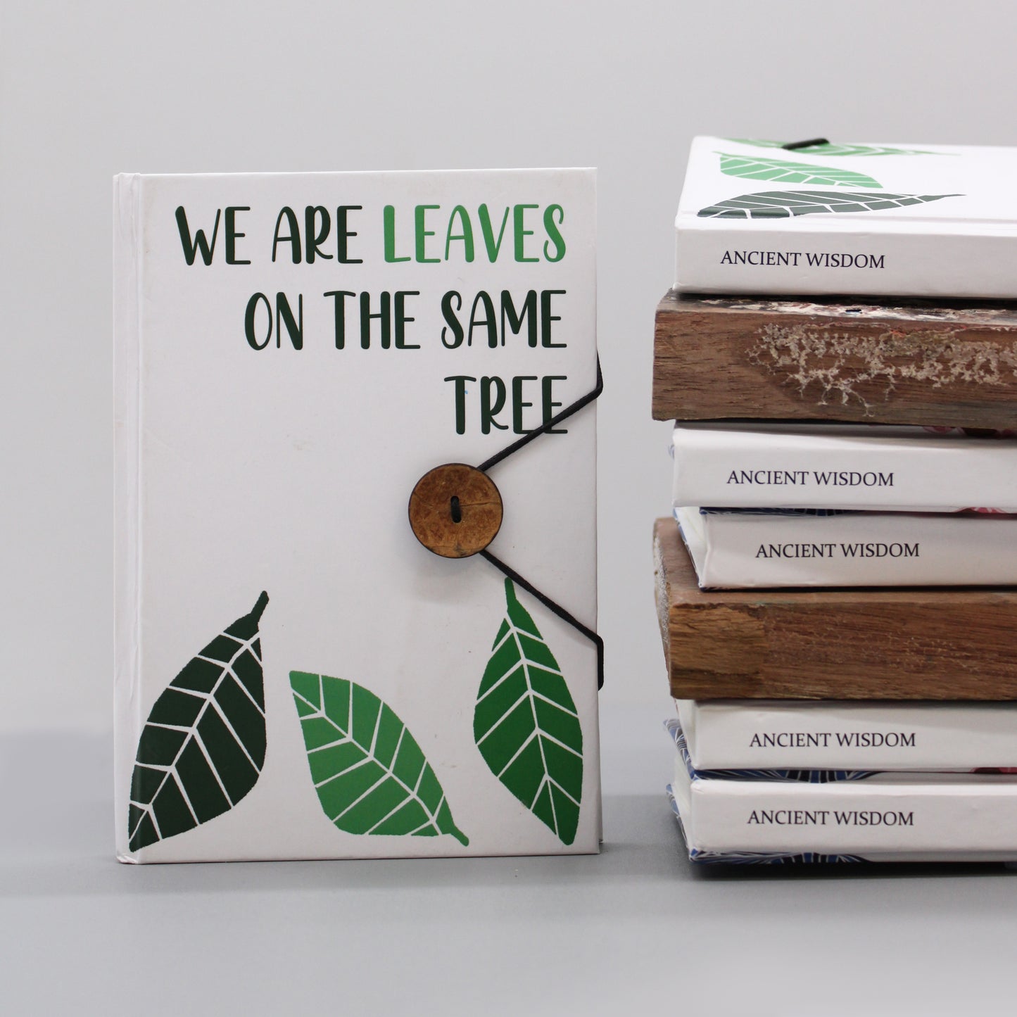 Petit carnet avec sangle - Feuilles sur le même arbre