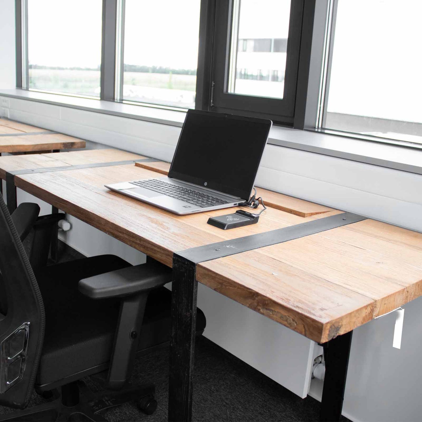 Table de bureau 160x60x75cm (tiroir non inclus)