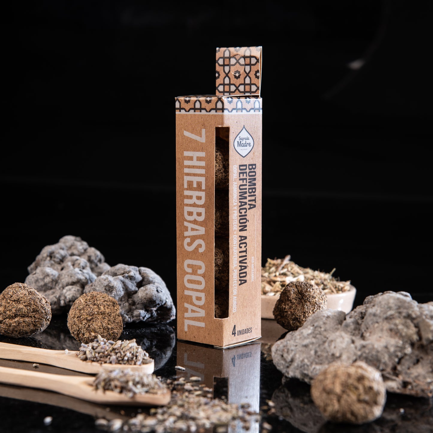 Coffret de 4 bâtons d'encens aux 7 herbes et au copal