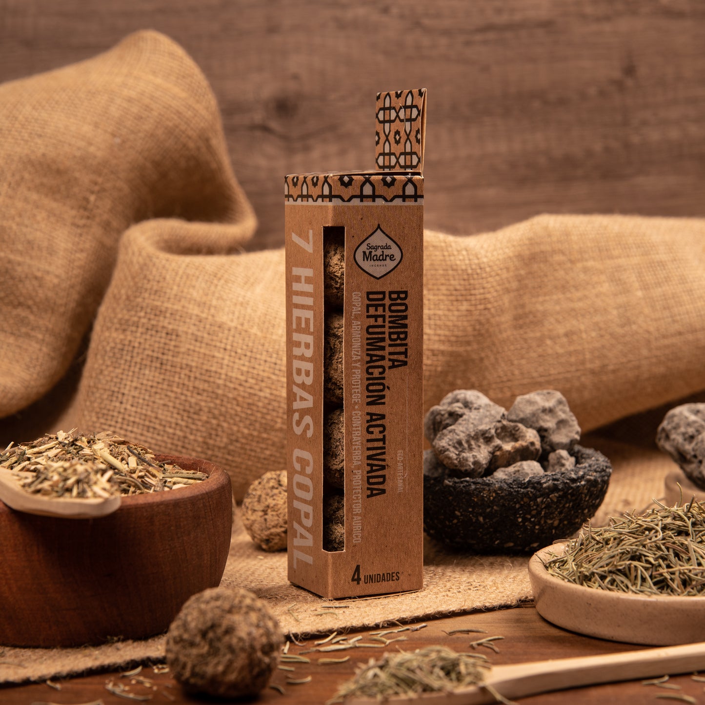 Coffret de 4 bâtons d'encens aux 7 herbes et au copal