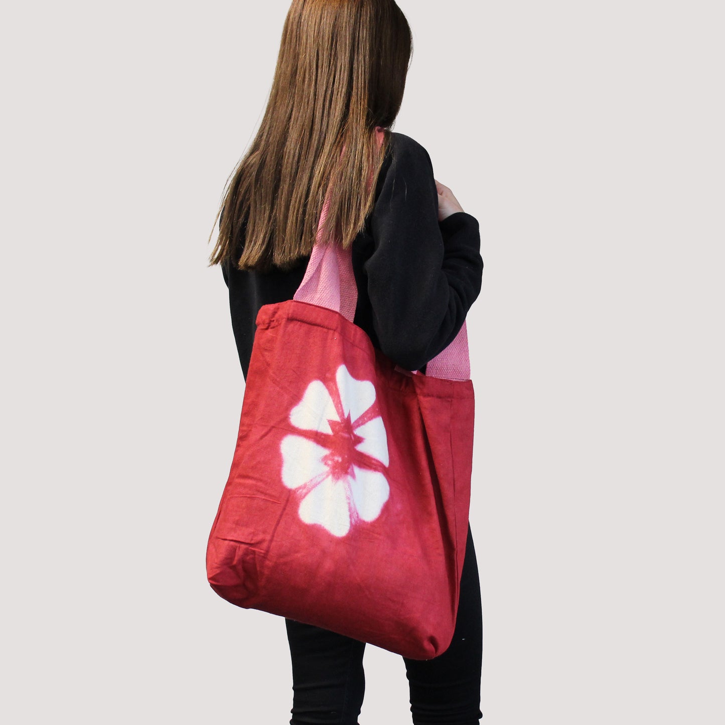 Sac en coton naturel motif « Tie Dye » (220 g) - 38 x 42 x 12 cm - Fleur grenat - Anse rose