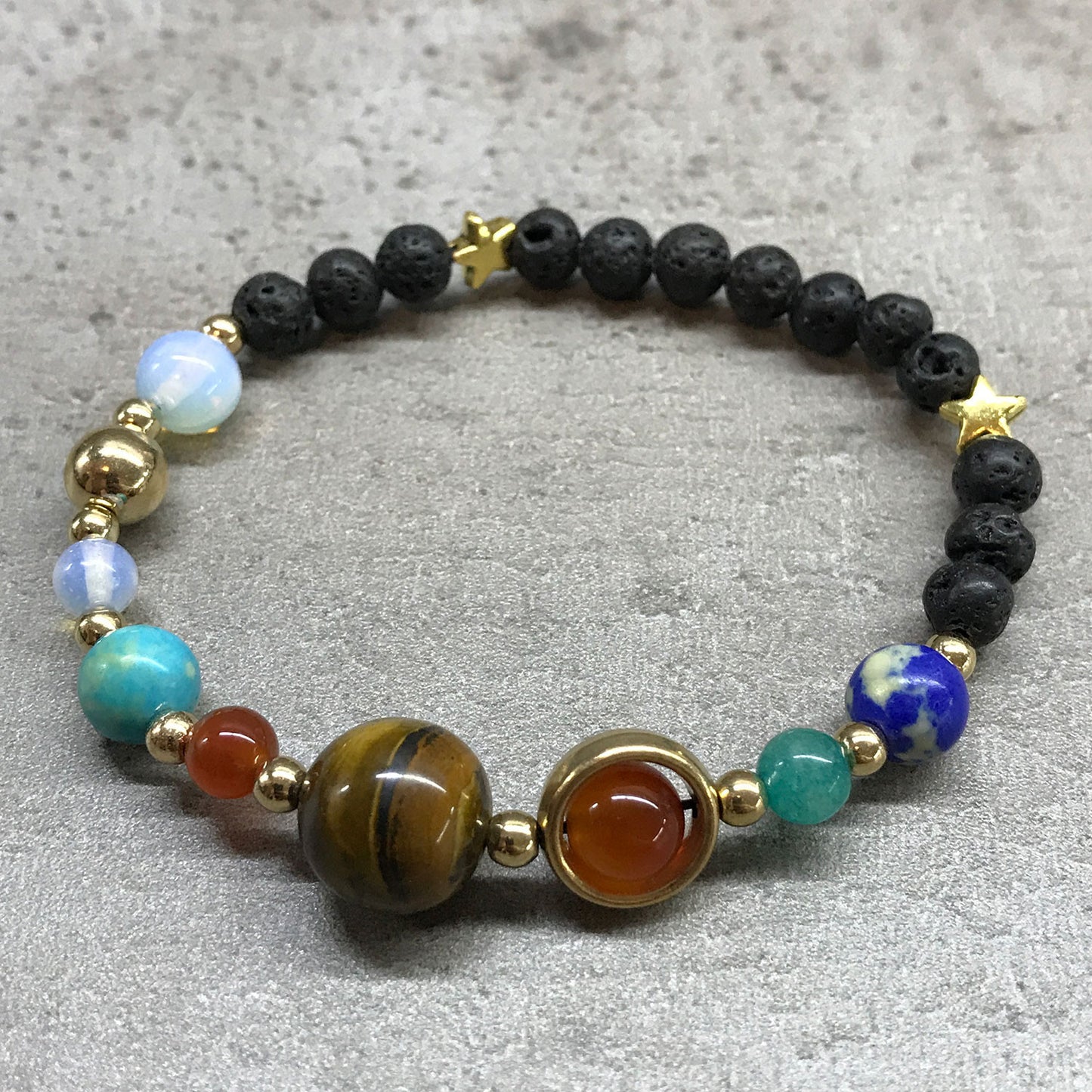 Bracelet en pierre de lave - Système solaire - Or