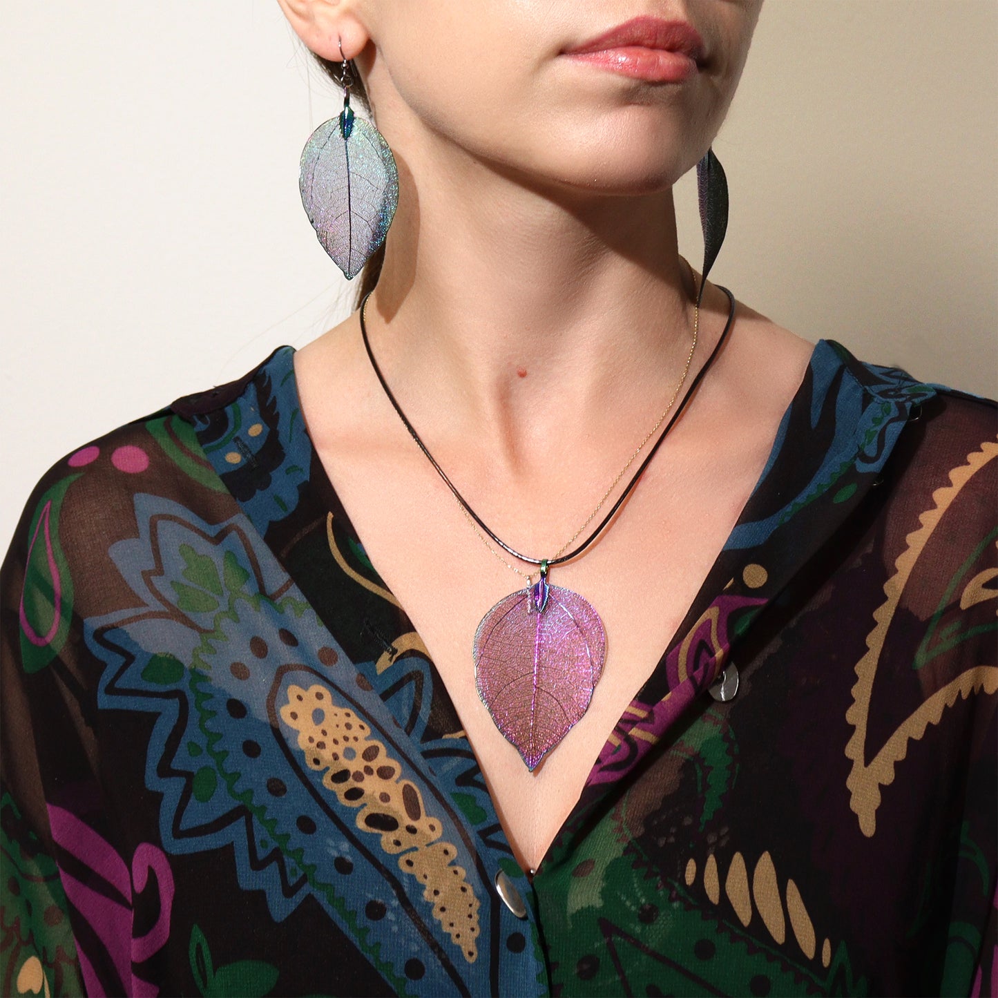 Collier - Feuille de Valeur - Multicolore