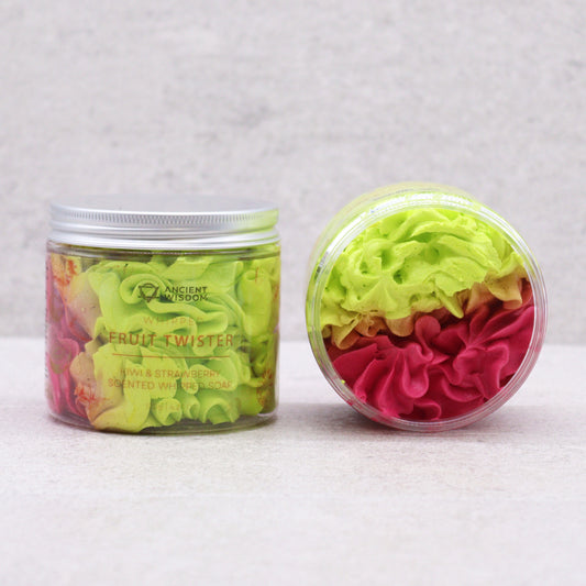 Savon à la crème fouettée fraise et kiwi 120 g