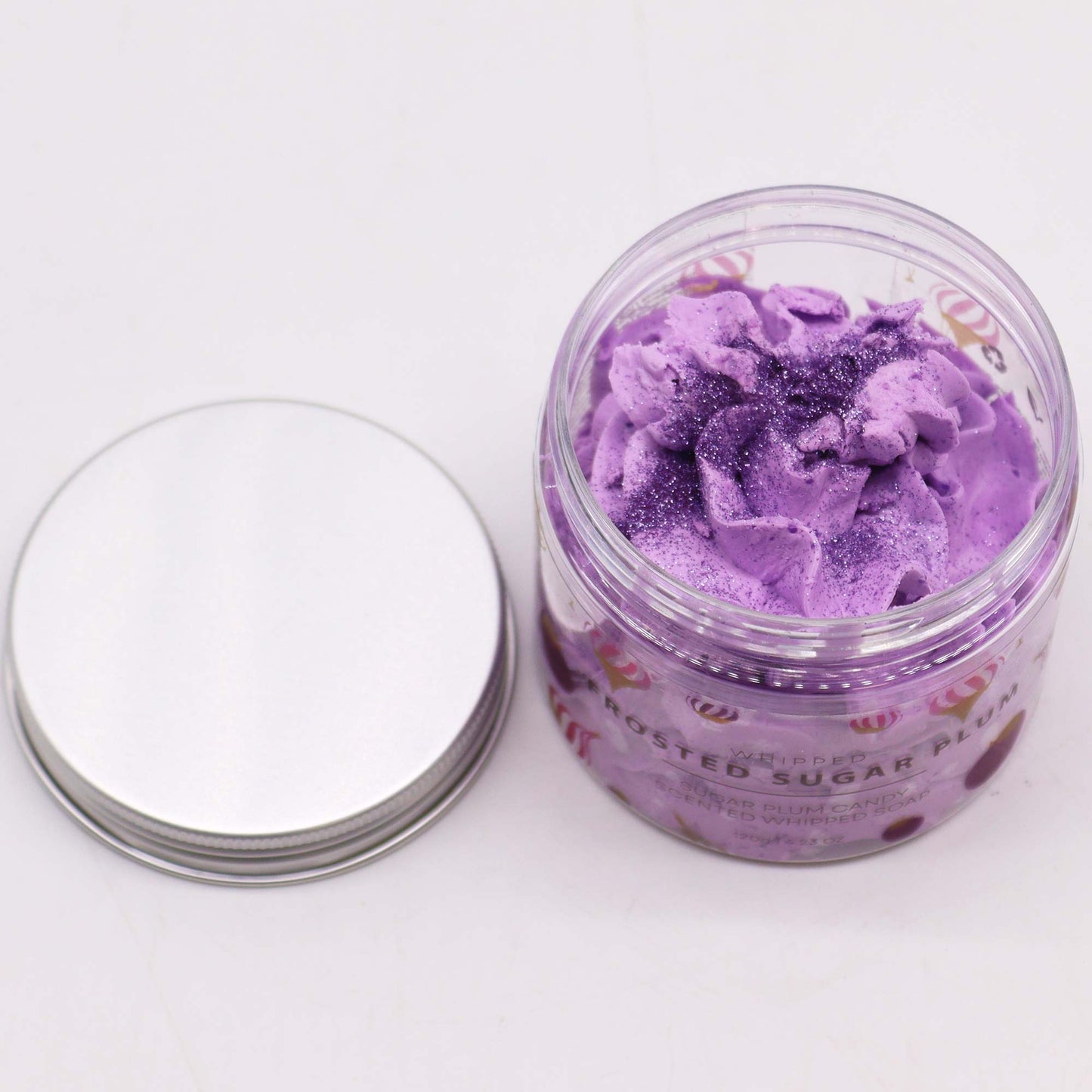 Savon à la crème fouettée aux prunes et au sucre glace 120 g