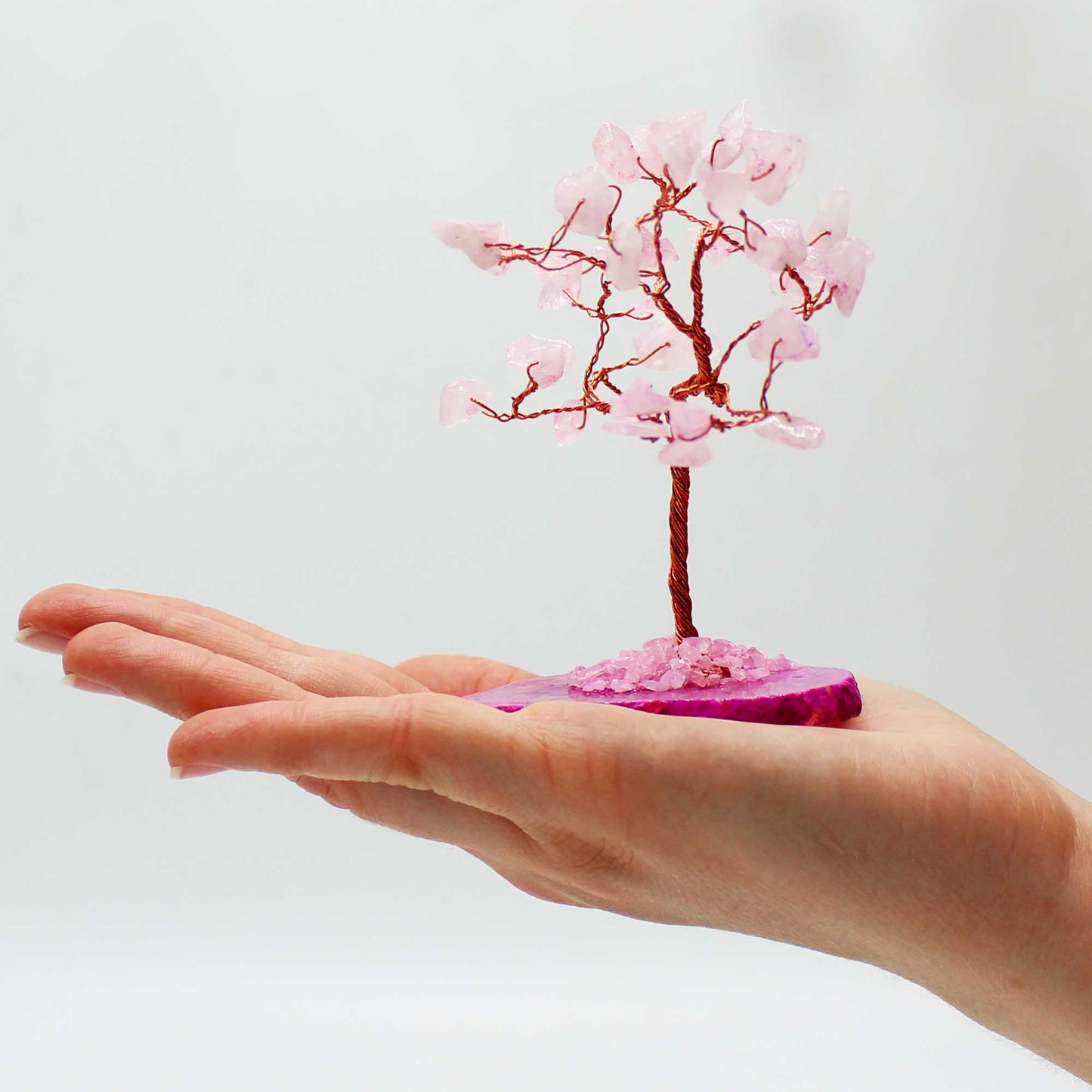 Arbre à pierres précieuses : Quartz rose sur base d'agate rose (35 pierres)