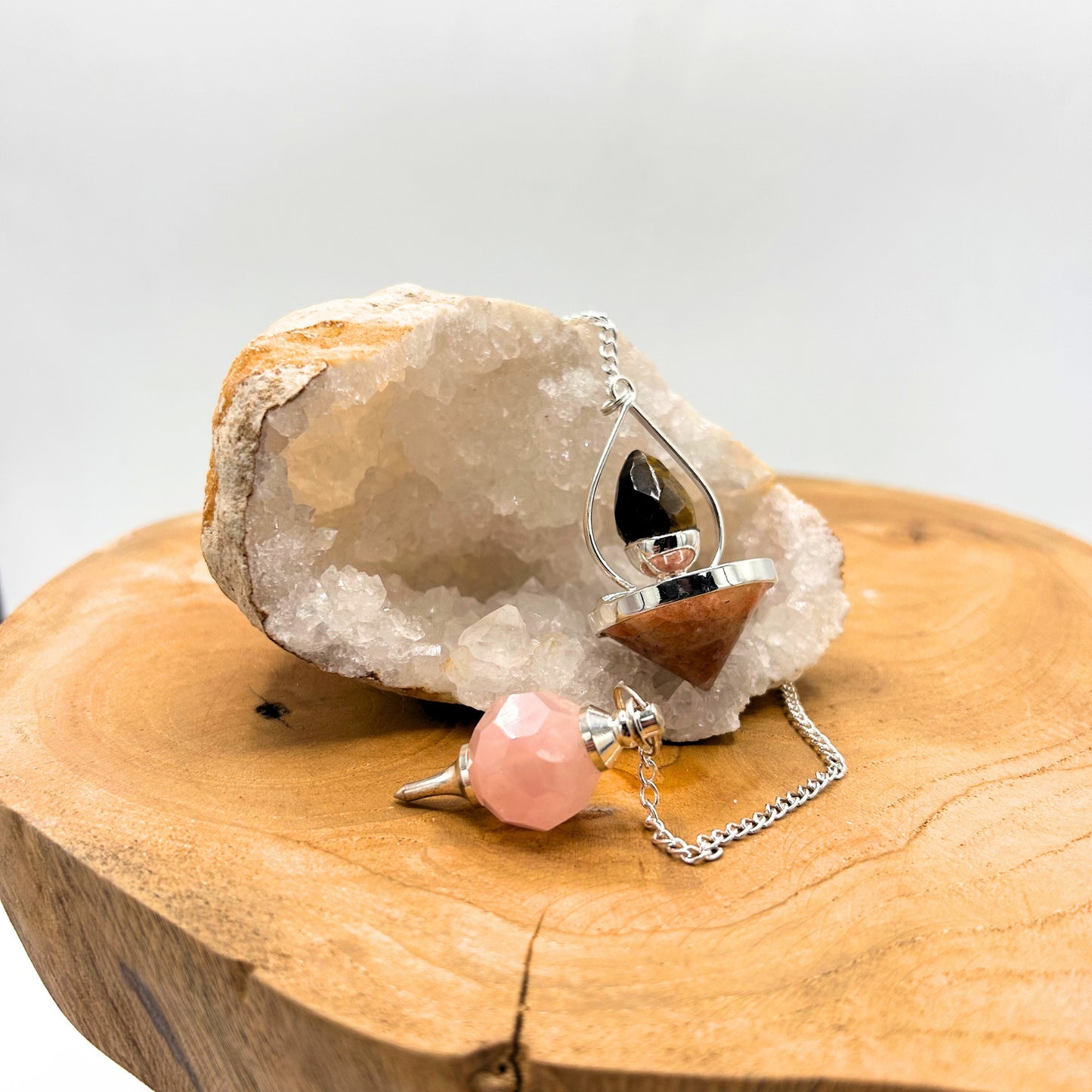 Shiva Lingam avec pendule à bande