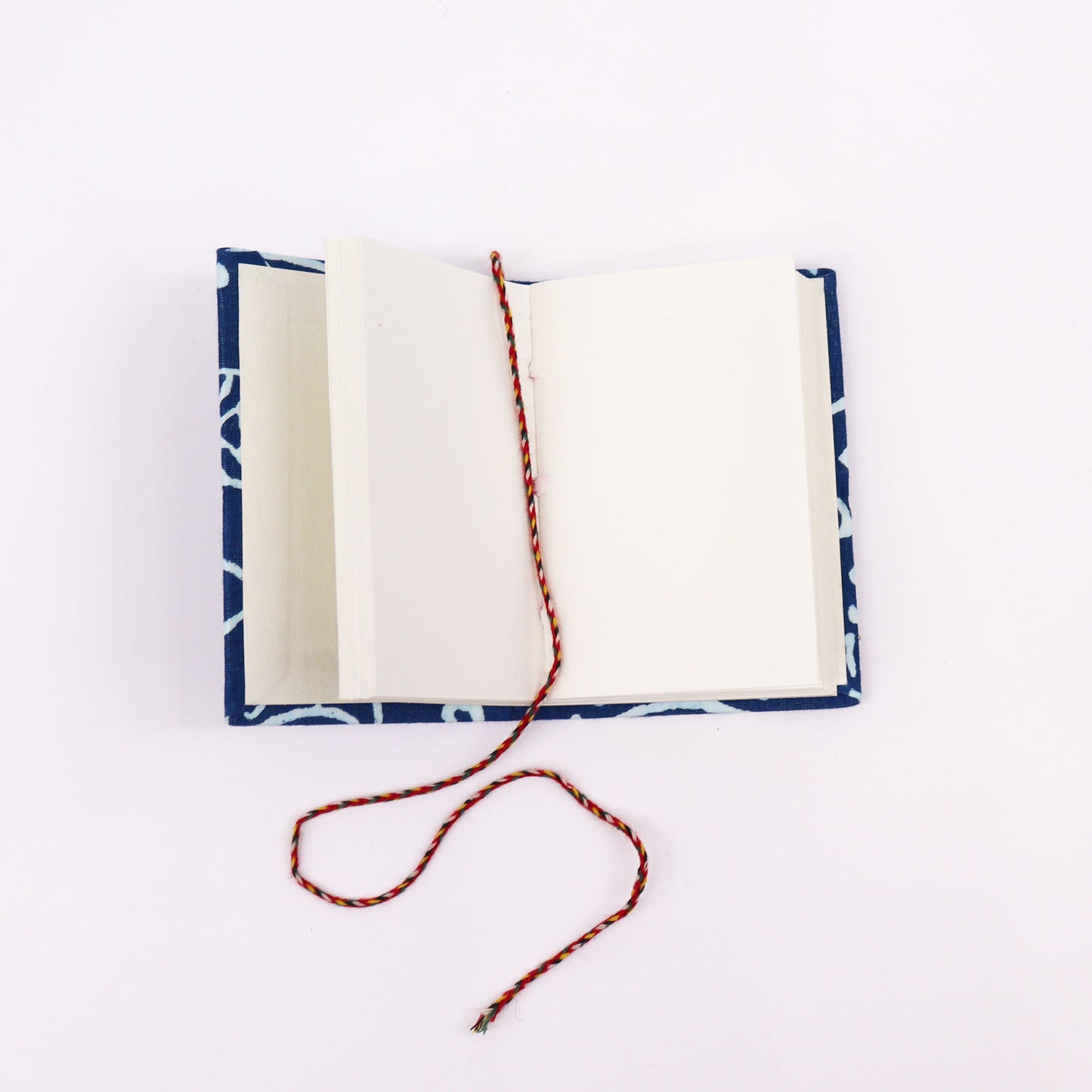 Lot de 8 carnets reliés en coton imprimés en bloc 7 x 10 cm (présentoir)