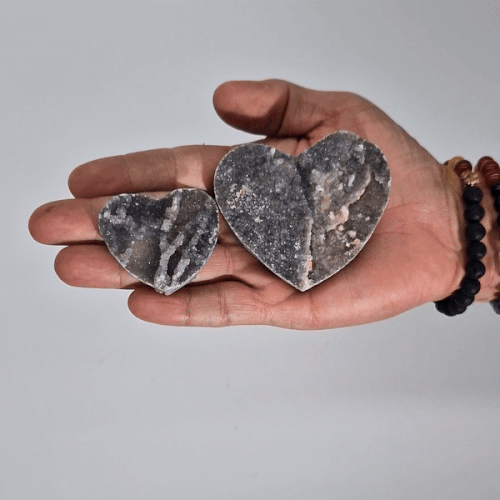 Petits cœurs de calcite (environ 4 à 5 cm)