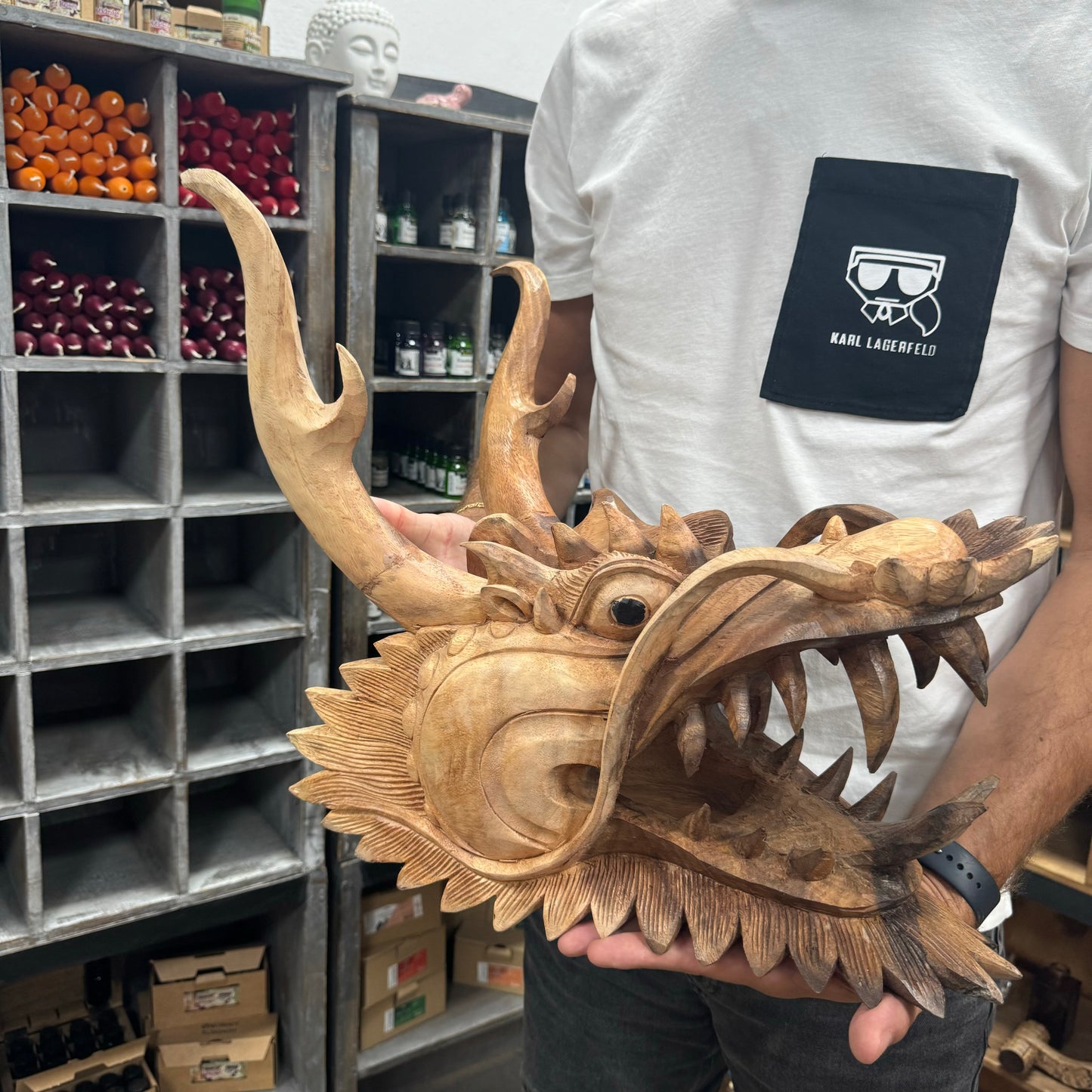 Panneau en bois sculpté - Tête de dragon grandeur nature - 30 cm