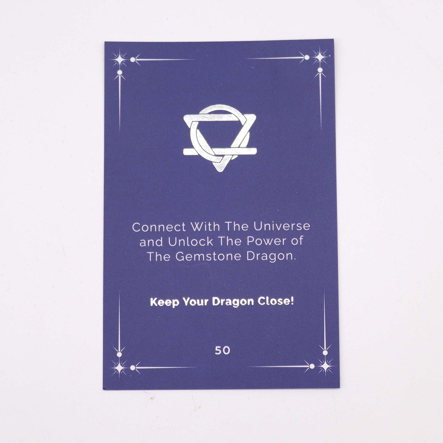 Petite pierre précieuse tête de dragon – Sodalite 45 x 30 x 28 mm