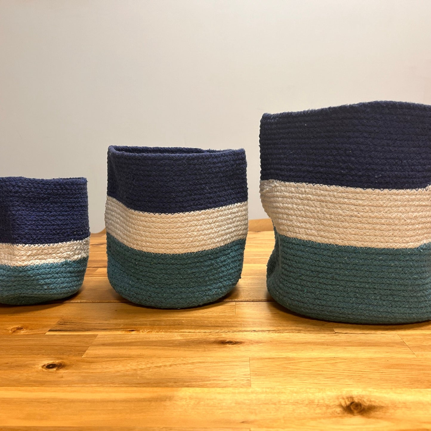 Lot de 3 paniers en corde de jute avec mauvais œil - 15cm / 20cm / 25cm