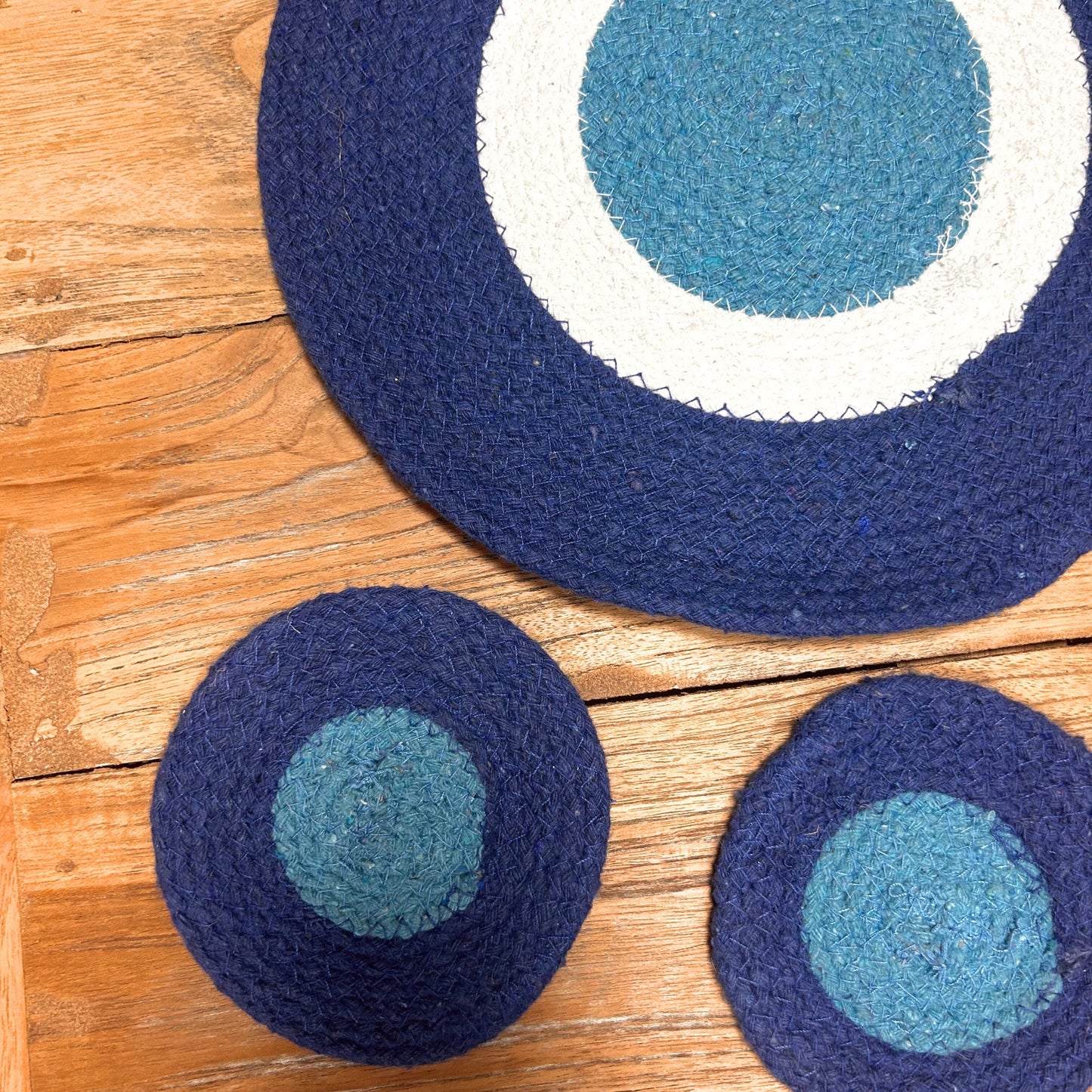 Ensemble de dessous de verre et de sets de table en corde de jute Evil Eye (4 de chaque)