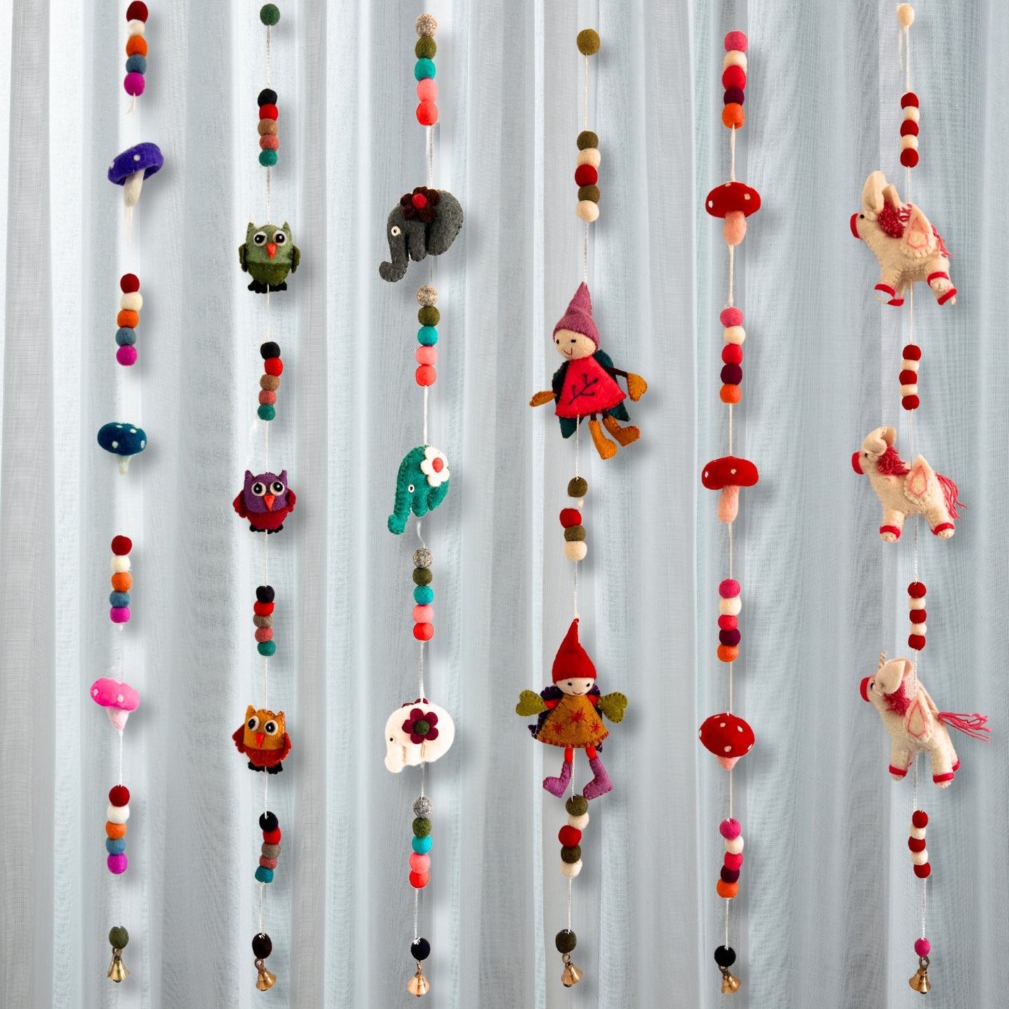 Tenture murale en feutre - Champignons (couleurs assorties)