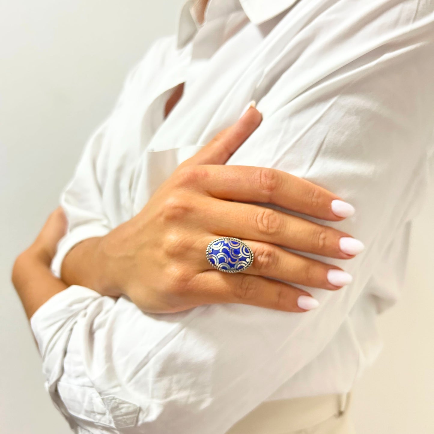 4 x Bague ovale de style népalais (4 couleurs)