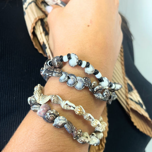 Bracelets d'amitié faits main - Mini coquillages de plage Besti (assortiment)