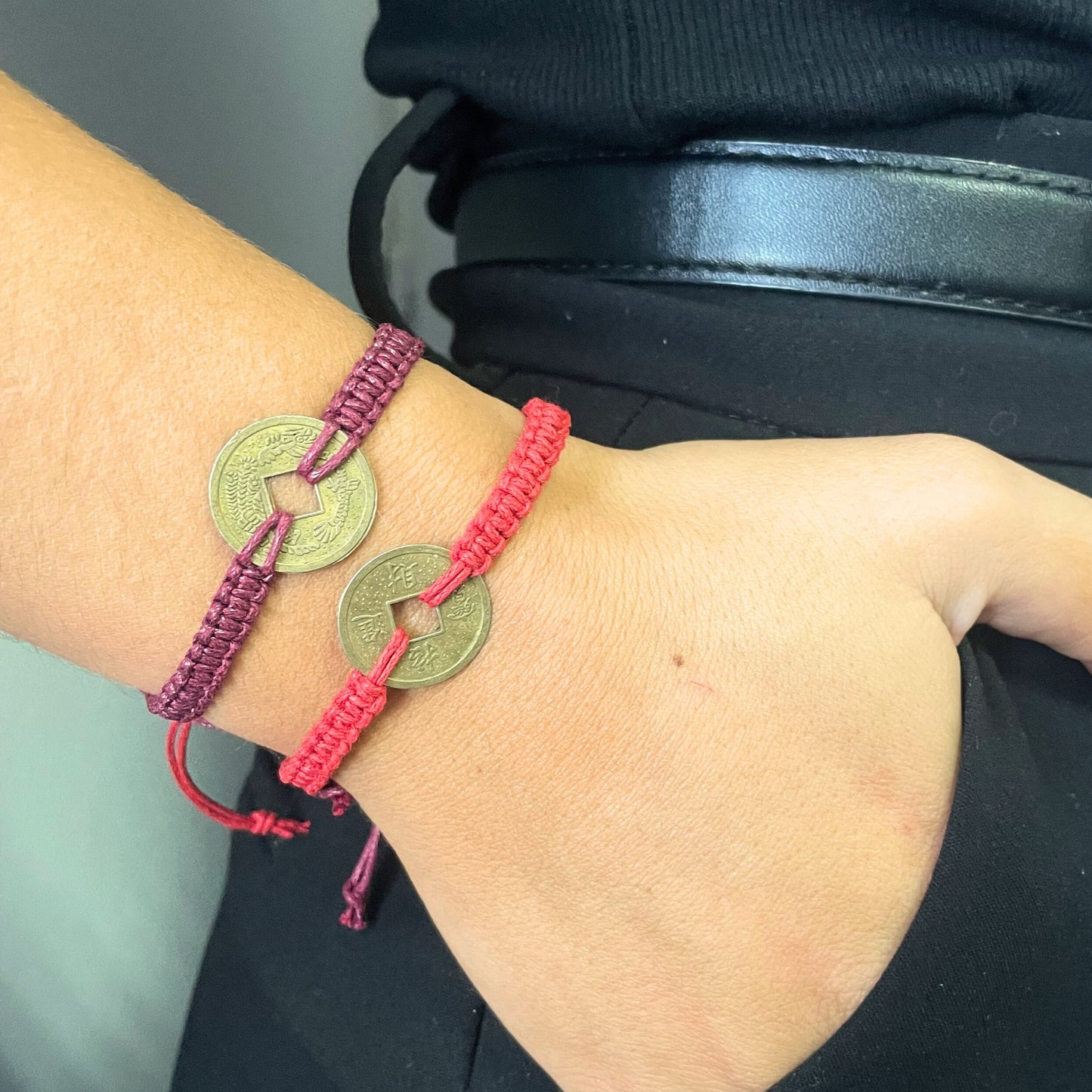 Bracelets d'amitié faits main - Pièce porte-bonheur Feng Shui (assortiment)