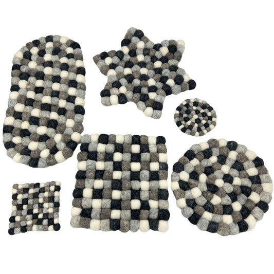 Tapis de table ovale en feutre - 38 x 18 cm, gris multicolore